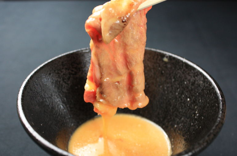 すき焼き（国産牛リブロース使用）